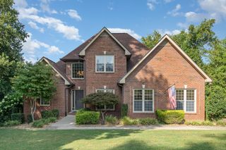 345 Deepwood Trail, Clarksville, TN 37042