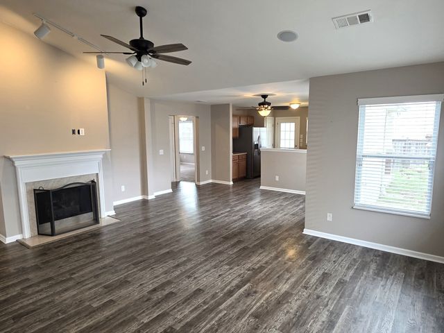 2134 Erin Ln, Mount Juliet, TN 37122