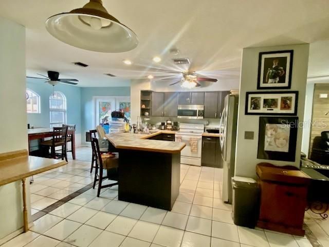 132 RUTGERS ROAD, Venice, FL 34293