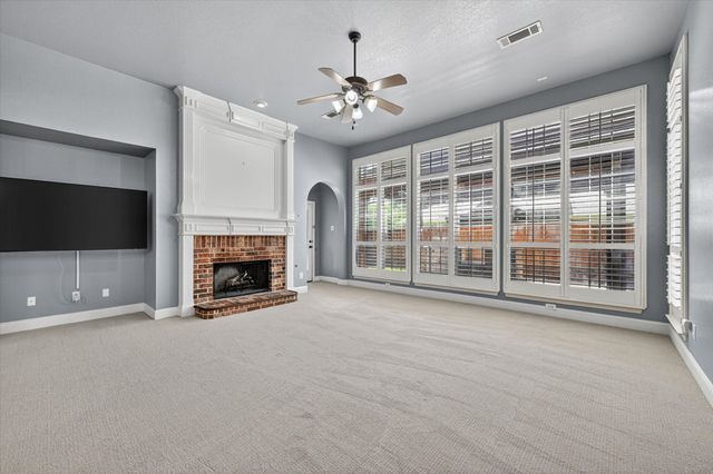 8611 Weston Lane, Lantana, TX 76226
