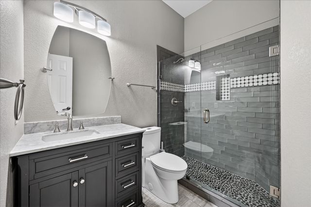 8611 Weston Lane, Lantana, TX 76226