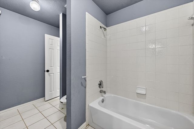 8611 Weston Lane, Lantana, TX 76226