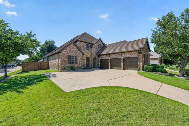 8611 Weston Lane, Lantana, TX 76226