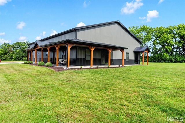 519 Woods Road, Silex, MO 63377
