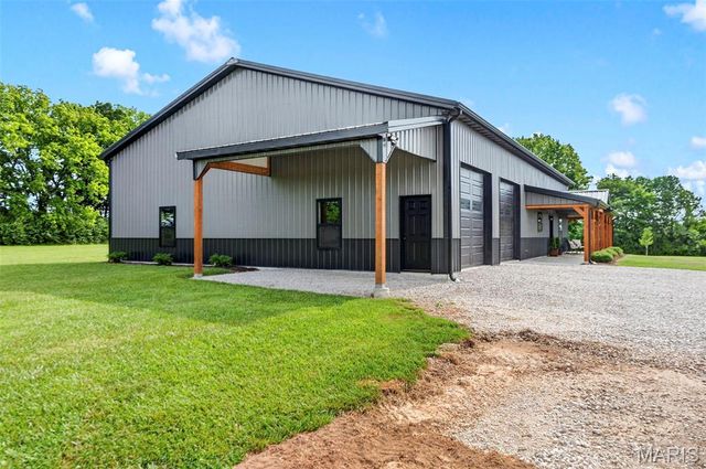 519 Woods Road, Silex, MO 63377