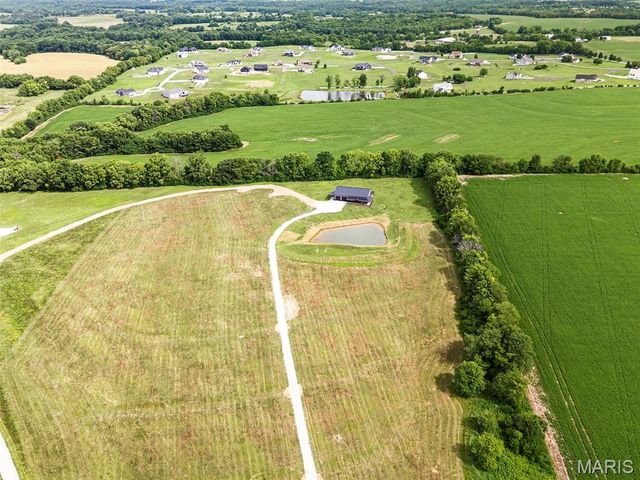 519 Woods Road, Silex, MO 63377