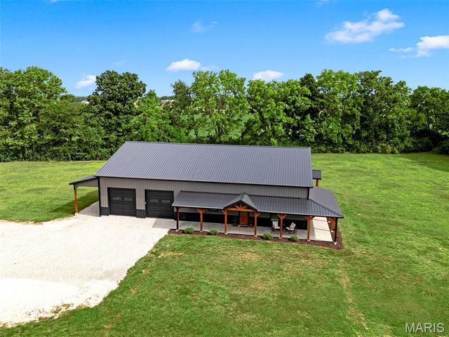 519 Woods Road, Silex, MO 63377