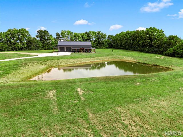 519 Woods Road, Silex, MO 63377