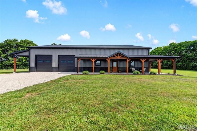 519 Woods Road, Silex, MO 63377