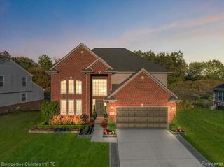 24910 Thurber Trail, South Lyon, MI 48178