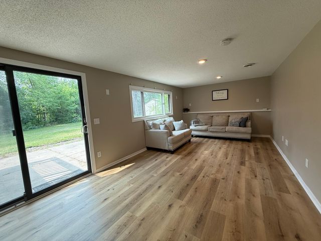107 Chestnut Circle, Big Lake, MN 55309
