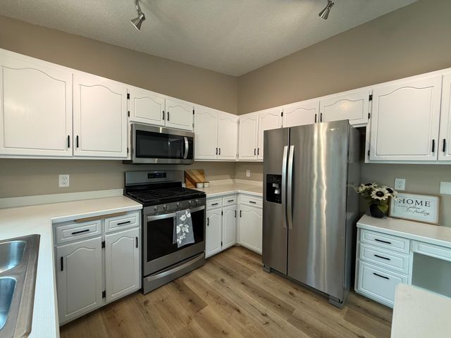 107 Chestnut Circle, Big Lake, MN 55309
