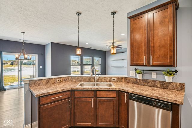 1893 Devonshire Avenue, Avon, IN 46123