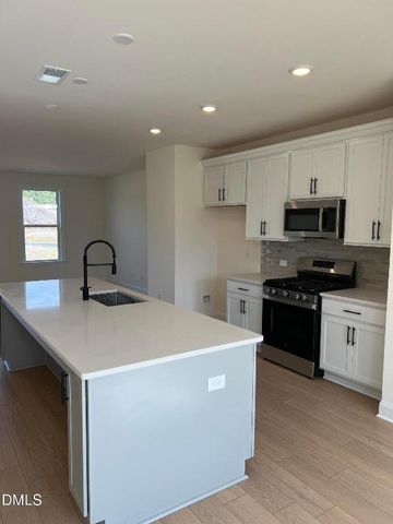 134 Midtown Rows Way 21, Fuquay Varina, NC 27526