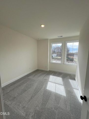 134 Midtown Rows Way 21, Fuquay Varina, NC 27526