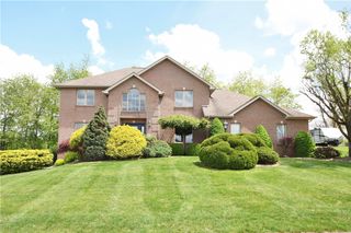 1004 Cicero Dr, Hempfield Twp, PA 15642