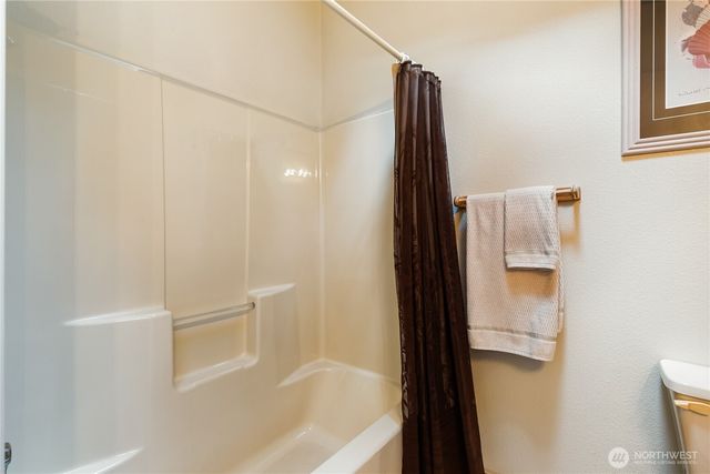 7077 Austin Pass Road, Glacier, WA 98244