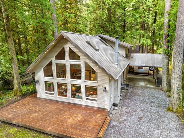7077 Austin Pass Road, Glacier, WA 98244