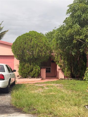 7749 Fairway Blvd, Miramar, FL 33023