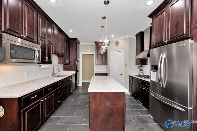 150 Greenlawn Drive, Meridianville, AL 35759