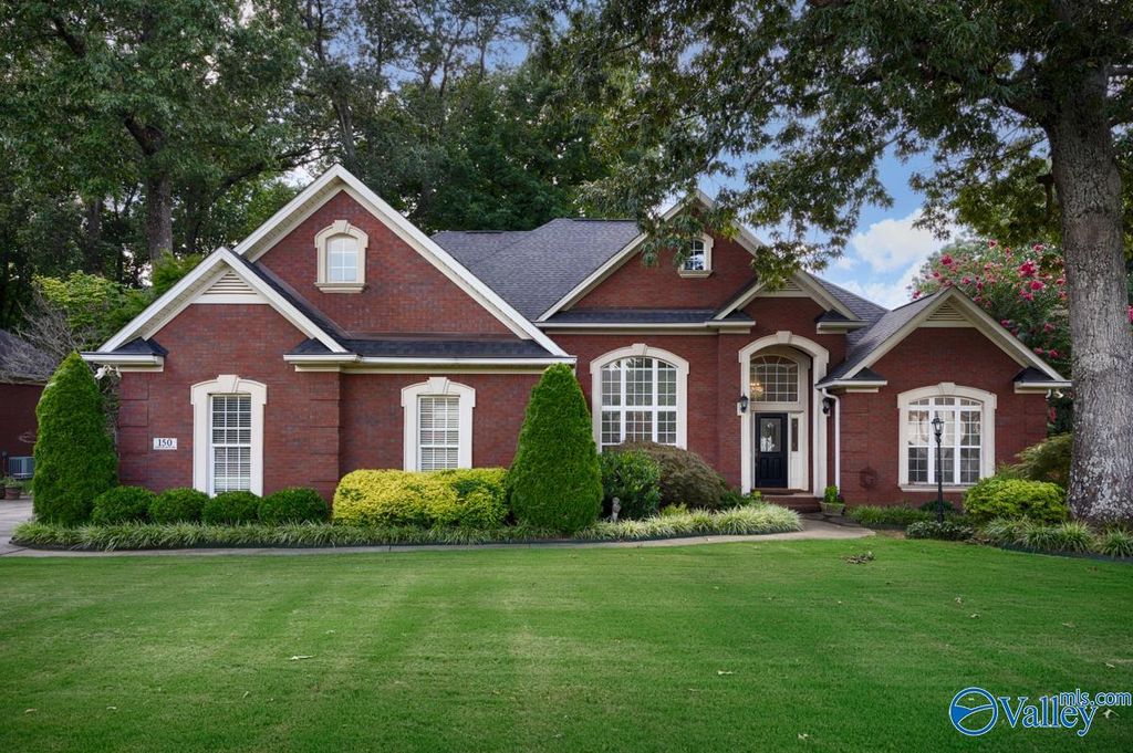 150 Greenlawn Drive, Meridianville, AL 35759
