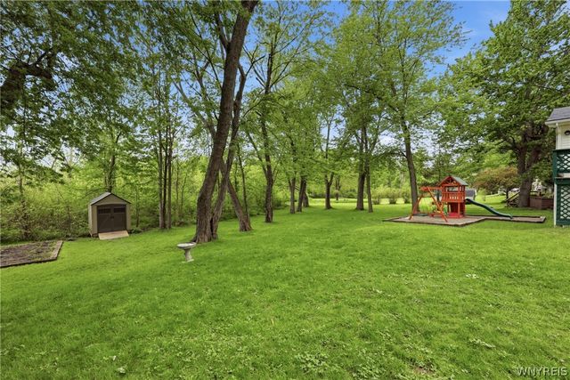 2139 Hemlock Road, Eden, NY 14057