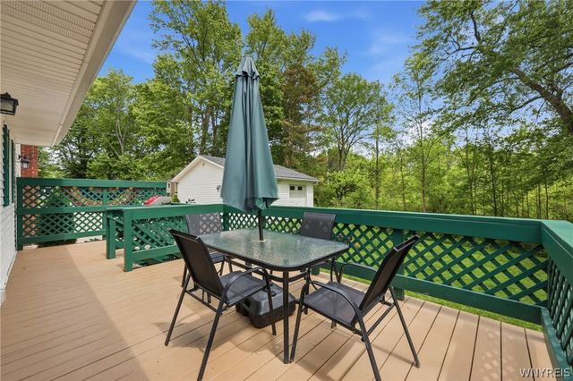 2139 Hemlock Road, Eden, NY 14057