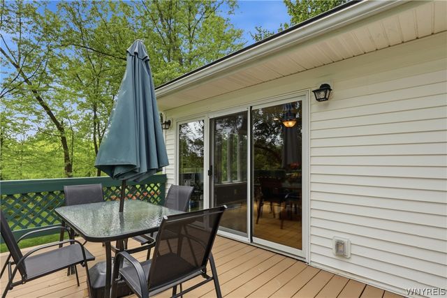 2139 Hemlock Road, Eden, NY 14057