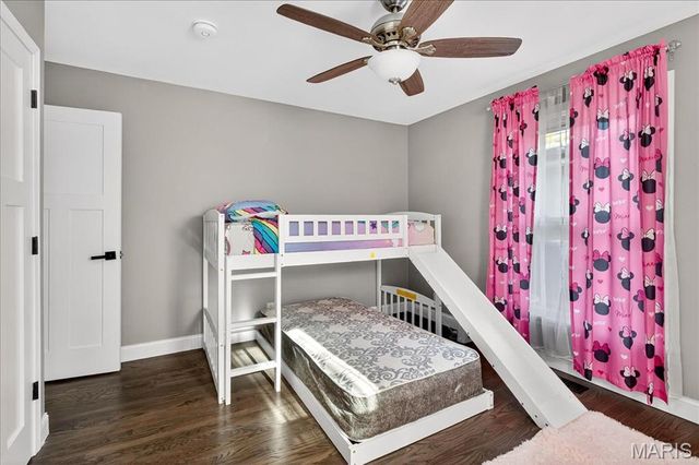 8021 Bennett Avenue, Richmond Heights, MO 63117