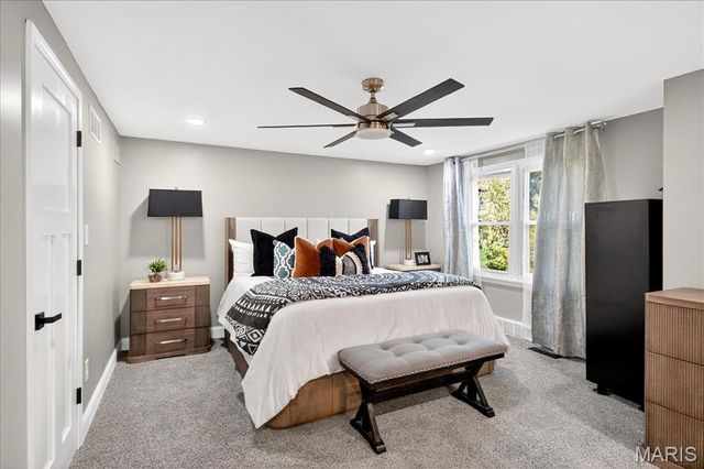 8021 Bennett Avenue, Richmond Heights, MO 63117