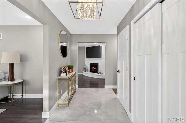 8021 Bennett Avenue, Richmond Heights, MO 63117