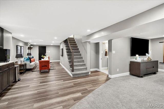 8021 Bennett Avenue, Richmond Heights, MO 63117