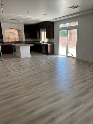 6319 Stag Hollow Court, Las Vegas, NV 89139