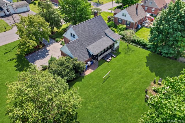 239 Leslie Avenue, New Windsor, NY 12553