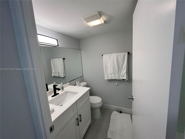 20355 NE 34 CT 2429, Aventura, FL 33180