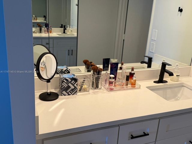 20355 NE 34 CT 2429, Aventura, FL 33180