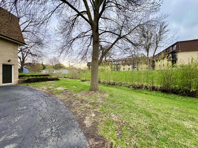 5725 Euclid AVENUE, Milwaukee, WI 53219