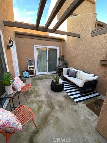 2700 Brea 27, Fullerton, CA 92835