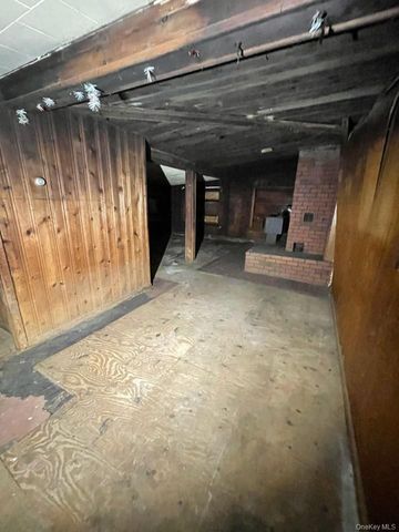 34 Peach Street, Central Islip, NY 11722