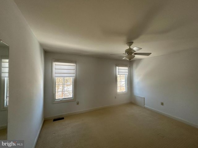 310 WAYNEBROOK DR, Chester Springs, PA 19425