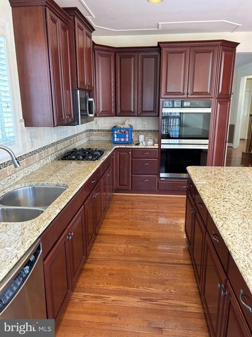 310 WAYNEBROOK DR, Chester Springs, PA 19425