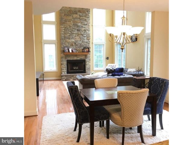 310 WAYNEBROOK DR, Chester Springs, PA 19425