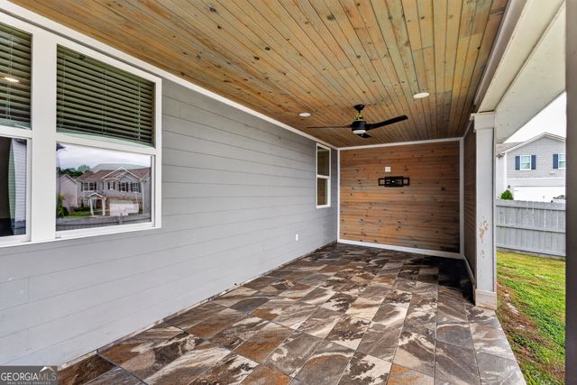 359 Walnut Grove way, Pendergrass, GA 30567