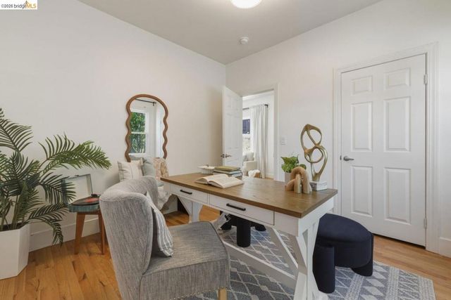 1116 E 20Th St, Oakland, CA 94606