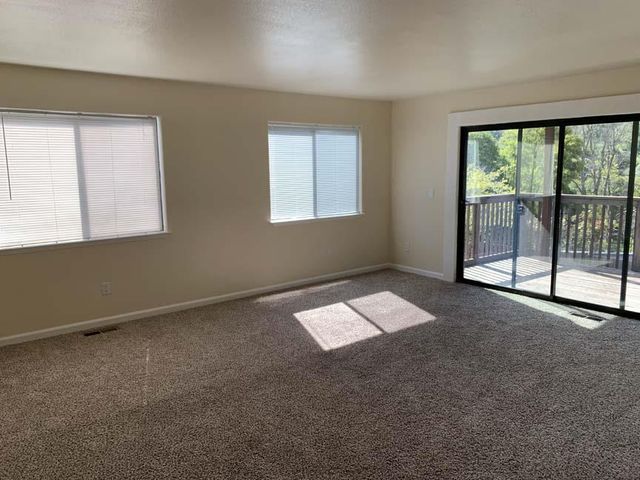 619 Edwards Street, Crockett, CA 94525