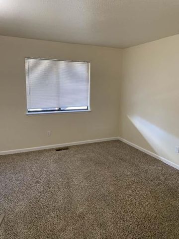 619 Edwards Street, Crockett, CA 94525