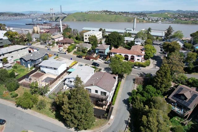 619 Edwards Street, Crockett, CA 94525