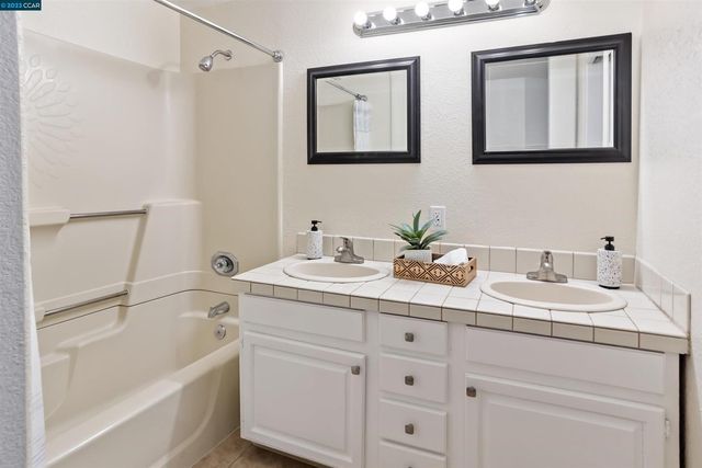 619 Edwards Street, Crockett, CA 94525