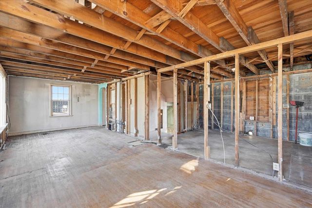 131 MCKINLEY STREET, Two Rivers, WI 54241