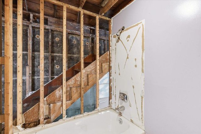 131 MCKINLEY STREET, Two Rivers, WI 54241